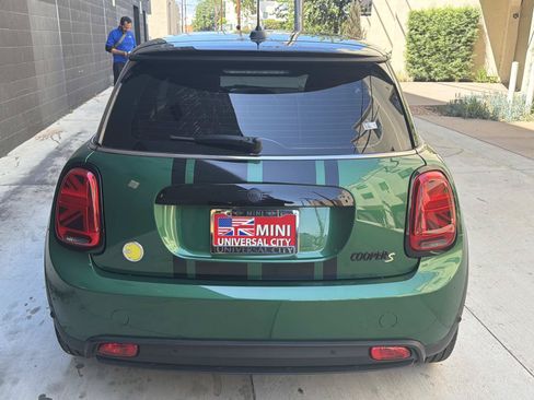 Used 2024 MINI Cooper SE FWD image 4