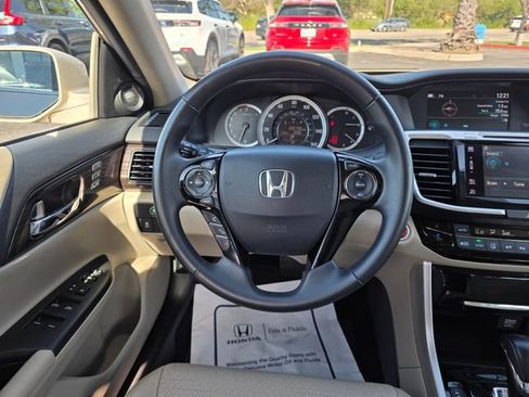 Used 2016 Honda Accord EX-L image 28