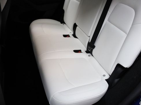 Used 2022 Tesla Model Y Performance image 49