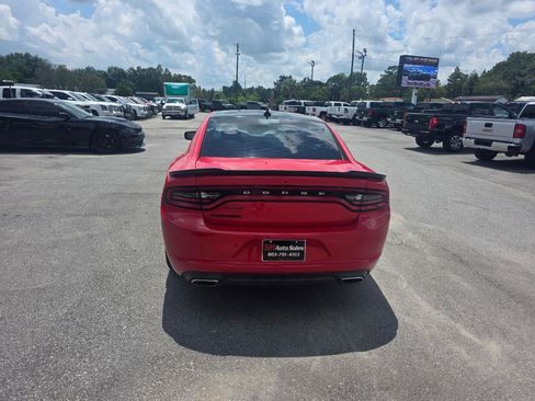 Used 2016 Dodge Charger SXT w/ Plus Group RWD image 2