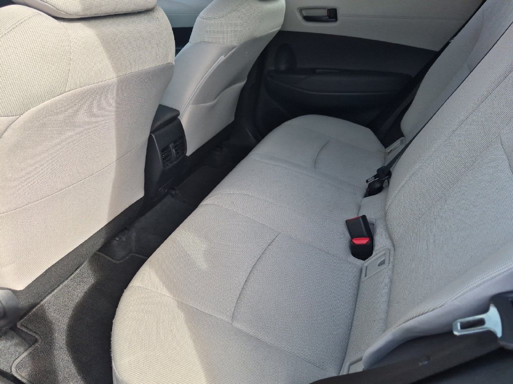 Certified 2025 Toyota Corolla Cross LE FWD image 12