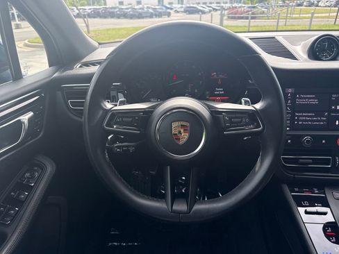 Used 2023 Porsche Macan Turbo AWD/4WD image 19