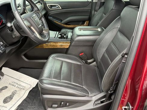 Used 2017 GMC Yukon XL Denali w/ Open Road Package image 18