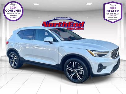 Used 2023 Volvo XC40 B5 Plus