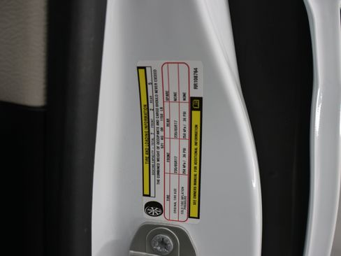 Used 2024 Chrysler Pacifica Touring-L FWD image 59