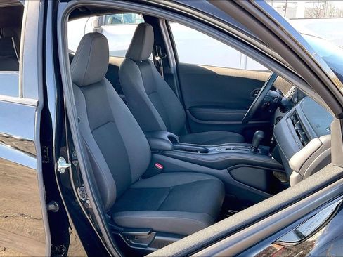 Used 2022 Honda HR-V Sport image 6