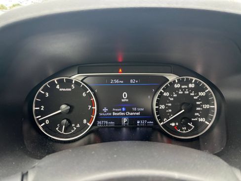 Used 2025 Nissan Altima 2.5 SV FWD image 41