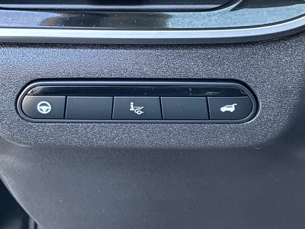 Used 2023 INFINITI QX60 Luxe w/ Vision Package AWD/4WD image 29