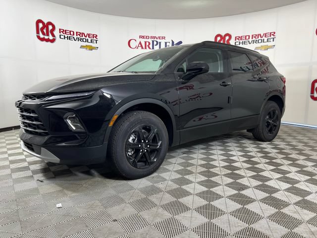 New 2026 Chevrolet Blazer LT w/ Convenience Package FWD image 3