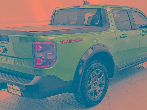 Certified 2026 Ford Maverick Tremor AWD/4WD image 3