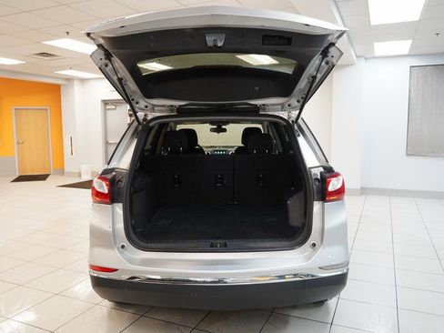 Used 2019 Chevrolet Equinox LT image 9