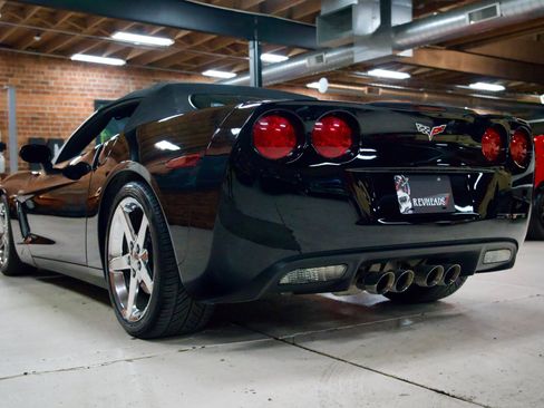 Used 2005 Chevrolet Corvette Convertible w/ Preferred Equipment Group image 25