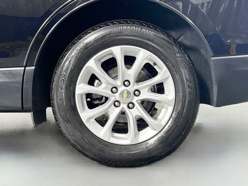 Used 2019 Chevrolet Equinox LS image 28