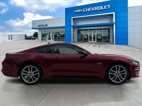 Used 2022 Ford Mustang GT Premium w/ Equipment Group 401A RWD image 4
