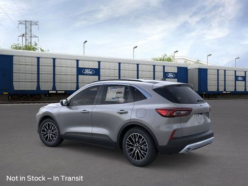 New 2026 Ford Escape SE image 4