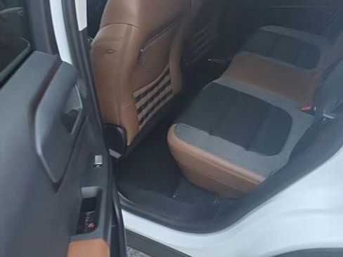 Used 2022 Ford Bronco Sport Outer Banks w/ Tech Package image 8