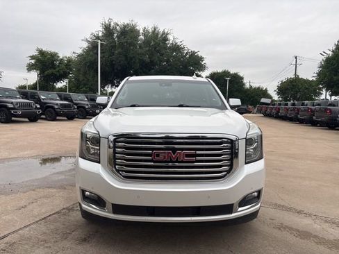 Used 2018 GMC Yukon SLT w/ Premium Edition RWD image 2