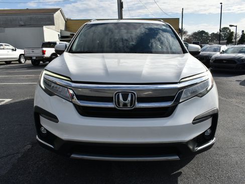 Used 2019 Honda Pilot Touring image 2