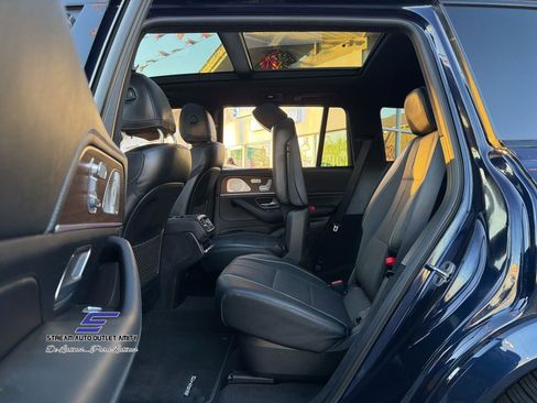 Used 2022 Mercedes-Benz GLS 450 4MATIC image 27