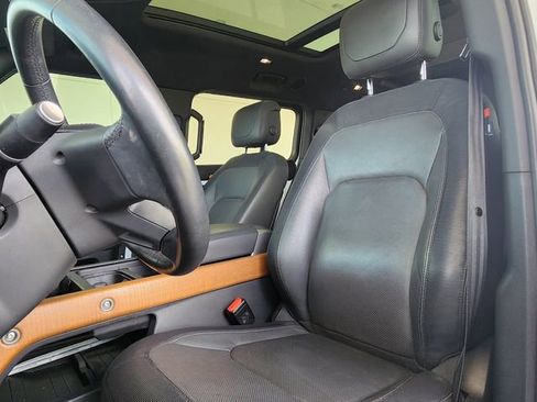 Used 2023 Land Rover Defender 130 X-Dynamic SE AWD/4WD image 14