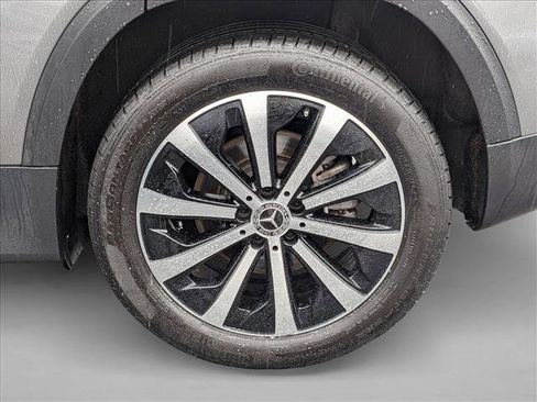 Certified 2022 Mercedes-Benz GLB 250 4MATIC image 24