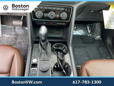 Used 2023 Volkswagen Atlas SE image 24