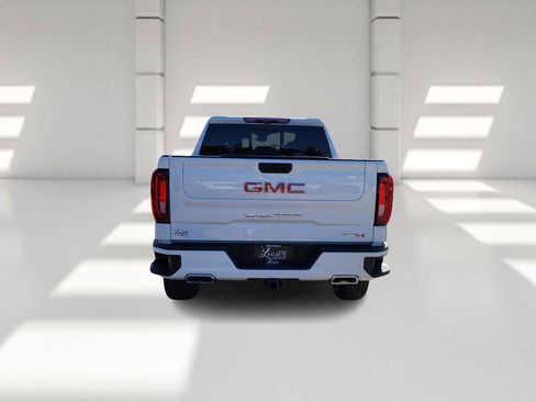 New 2026 GMC Sierra 1500 AT4 w/ AT4 Premium Package image 6