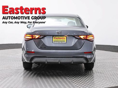 Used 2023 Nissan Sentra S FWD image 6