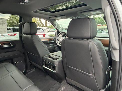 Certified 2023 GMC Sierra 1500 Denali w/ Denali Reserve Package AWD/4WD image 14