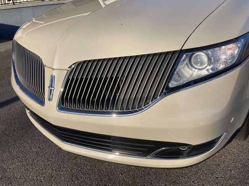 Used 2016 Lincoln MKT AWD w/ Equipment Group 201A image 11