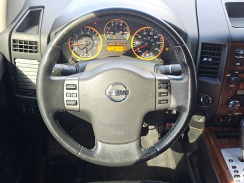 Used 2012 Nissan Titan SL image 20