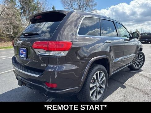 Used 2017 Jeep Grand Cherokee Overland AWD/4WD image 6