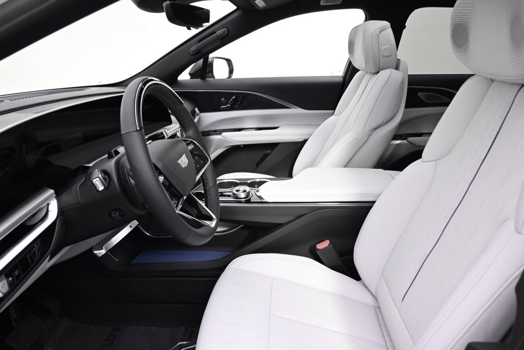 New 2026 Cadillac Lyriq Premium Luxury w/ LPO, Floor Liner Package AWD/4WD image 13