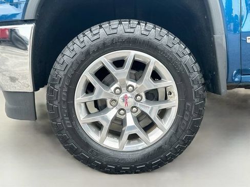 Used 2018 GMC Sierra 1500 SLT w/ SLT Premium Package AWD/4WD image 34