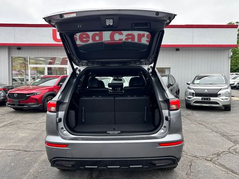 Used 2024 Mitsubishi Outlander SE Black Edition FWD image 18