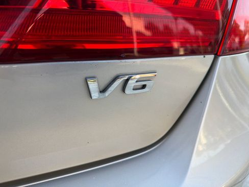 Used 2015 Honda Accord EX-L image 10