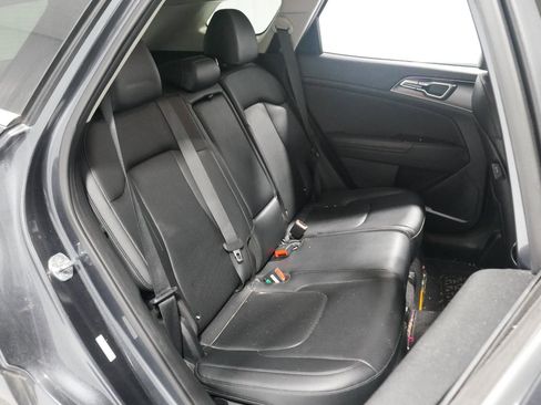 Used 2023 Kia Sportage EX image 16