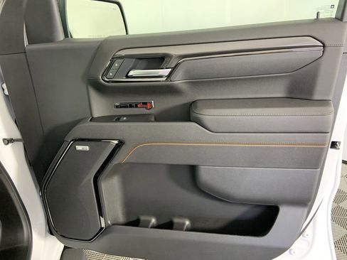 Used 2025 GMC Sierra 1500 AT4 w/ AT4 Premium Package image 26