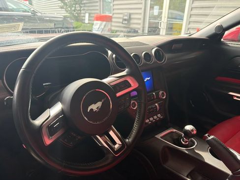 Used 2019 Ford Mustang GT Premium w/ GT Performance Package RWD image 10