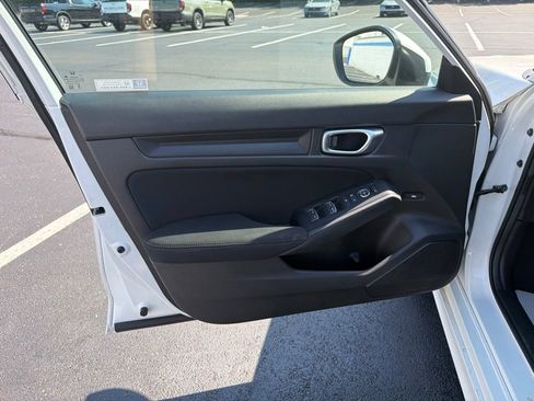 Used 2023 Honda Civic LX image 17