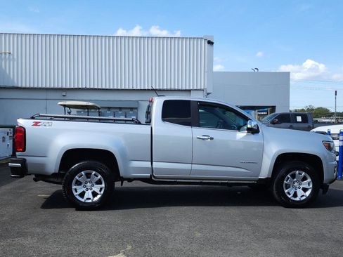 Used 2018 Chevrolet Colorado LT w/ LT Convenience Package AWD/4WD image 6