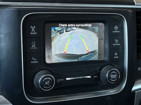 Used 2019 RAM 1500 Classic SLT RWD image 20
