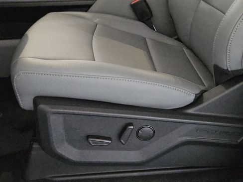 New 2025 Ford F150 Lightning Flash AWD/4WD image 33