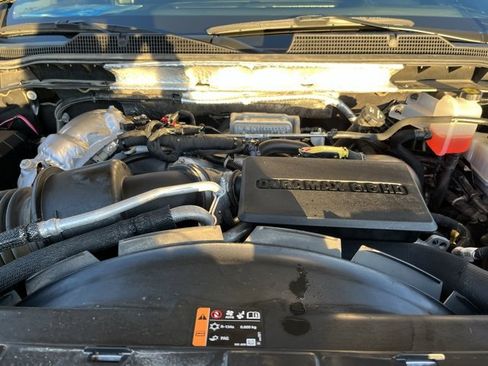 Used 2020 Chevrolet Silverado 2500 LTZ w/ LTZ Premium Package image 23