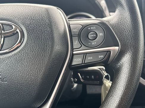 Used 2023 Toyota Camry LE image 18