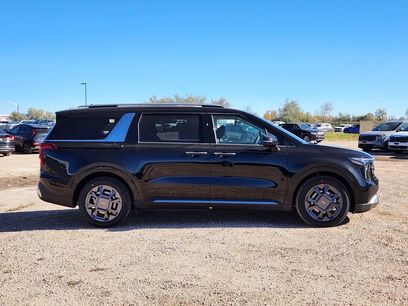 New 2026 Kia Carnival SX