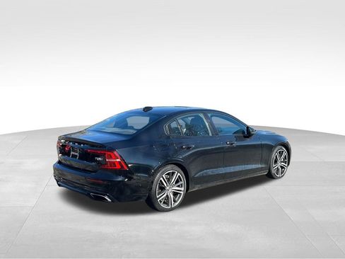 Used 2019 Volvo S60 T8 R-Design AWD/4WD image 4