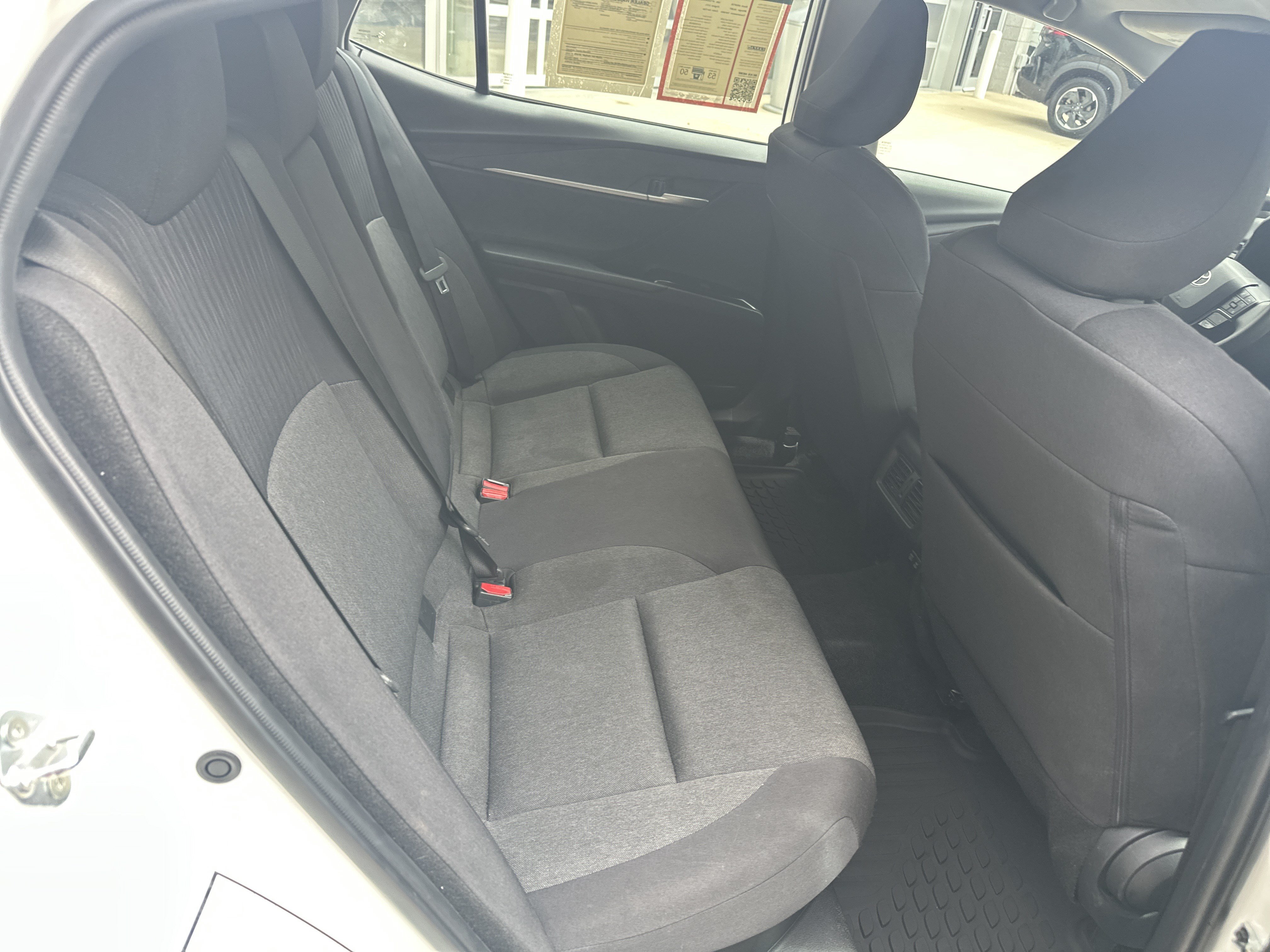 Used 2025 Toyota Camry LE FWD image 30