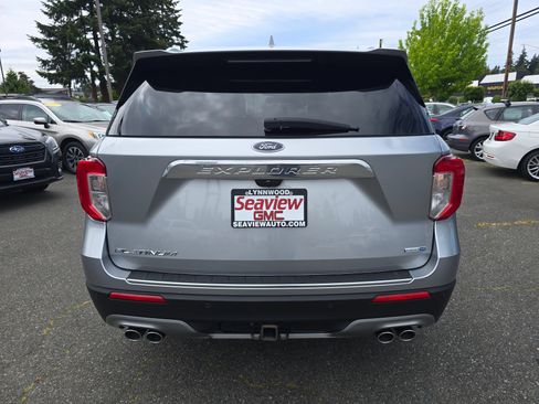 Used 2020 Ford Explorer Platinum w/ Premium Technology Package AWD/4WD image 4