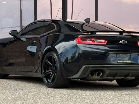 Used 2016 Chevrolet Camaro SS RWD image 7